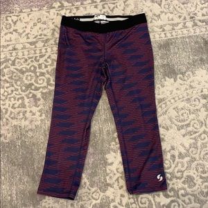 SOFFE Cropped Leggings
